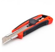 Нож сегментный 18мм Bohrer усиленный, автостоп, двухкомп. обрез.ручка( сталь SK4)